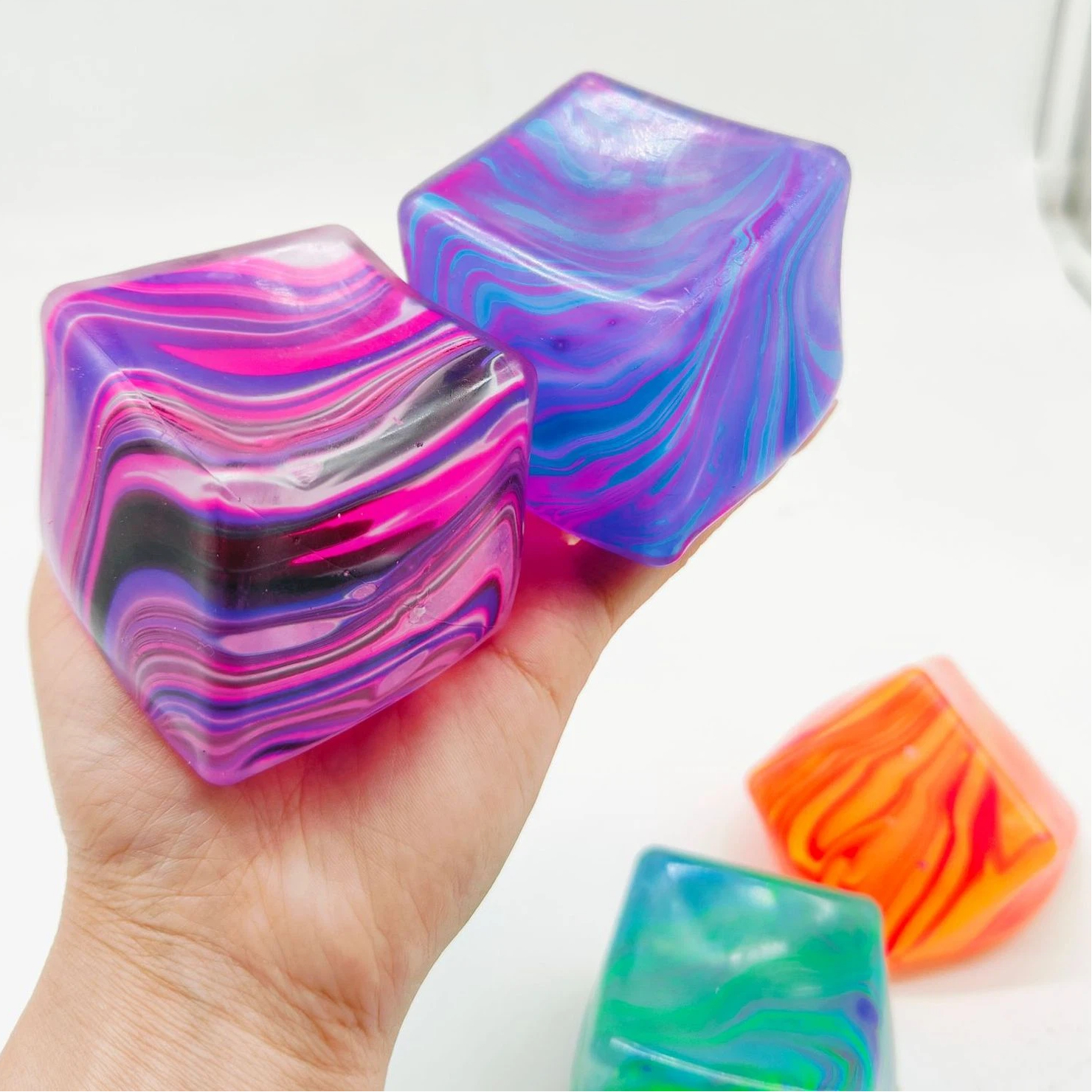 Needoh Soft and Glutinous Sens - Fidget Cube Original recensione e prezzo